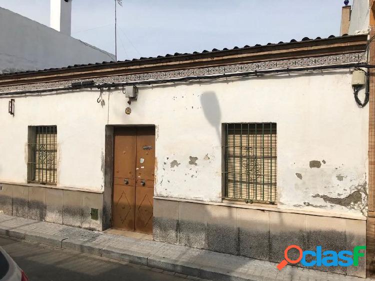 SE VENDE CASA EN BELLAVISTA