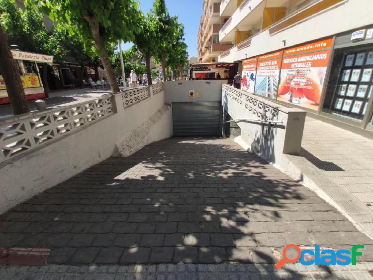 SE VENDE PARKING Y TRASTERO CENTRO SALOU