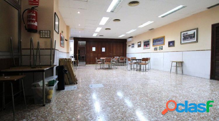 Se vende local comercial en Carolinas, Alicante