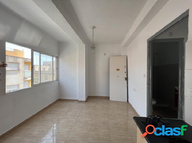 Se vende piso en zona Hospital