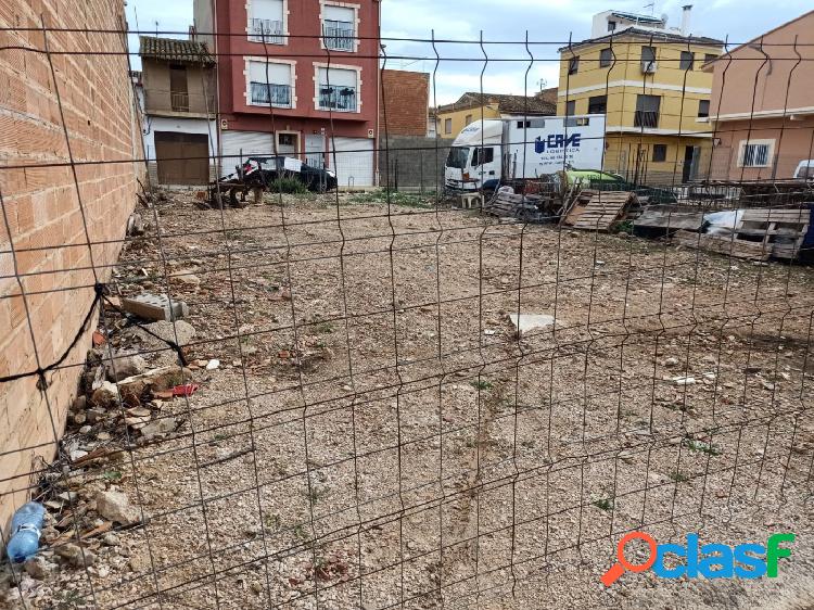 Terreno urbano en Turis, con licencia de obra en vigor para