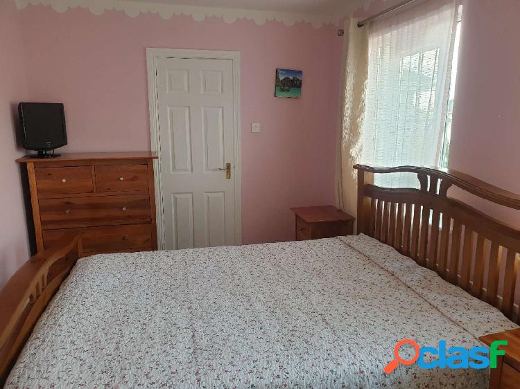 Tyrrelstown. 8 Belgree Drive Na\xc2\xba. Cama matrimonial.