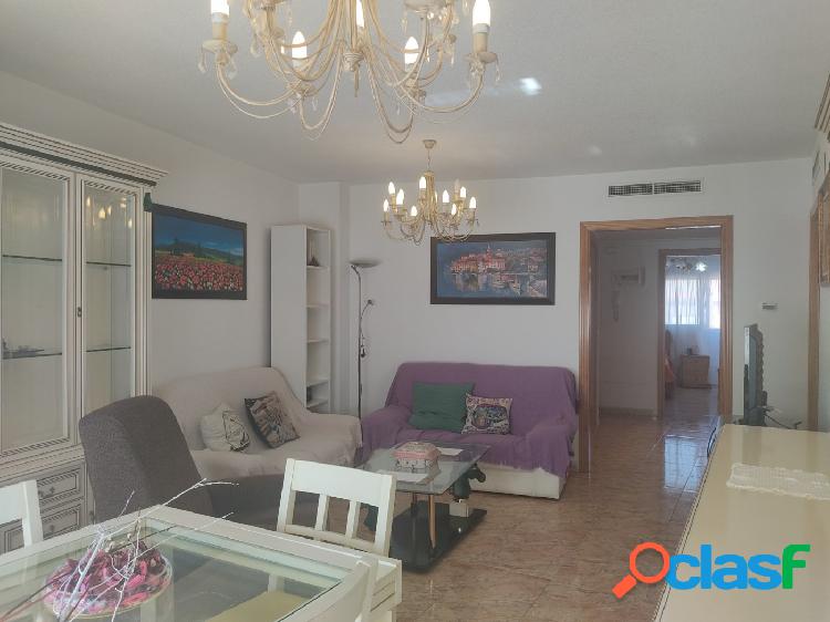 VENTA DE APARTAMENTO AMUEBLADO