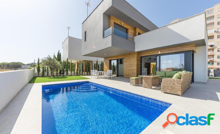 VILLA EN EL MAR MENOR