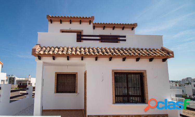 VILLA JUNTO AL CAMPO DE GOLD DE VILLAMARTIN