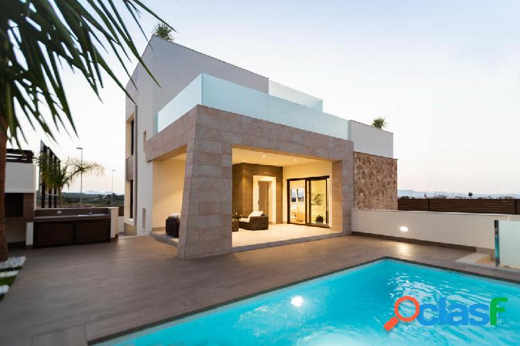 VILLA MEDITERRANEA CERCA DE MAR Y GOLF