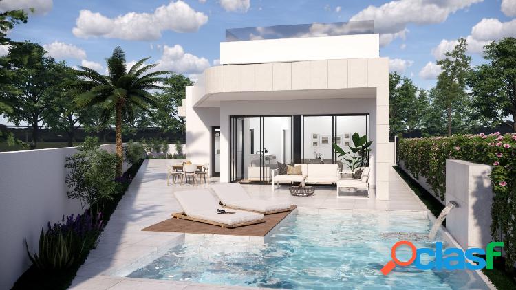 VILLAS DE OBRA NUEVA EN PILAR DE LA HORADADA EN EL CAMPO DE