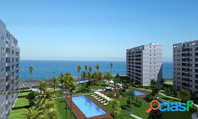 VIVIENDA EN PRIMERA LINEA DE MAR