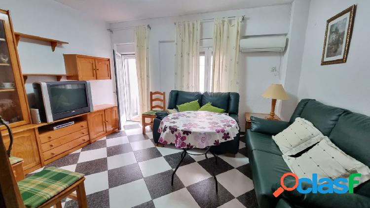 VIVIENDA PERFECTAMENTE CONSERVADA, TOTALMENTE AMUEBLADA