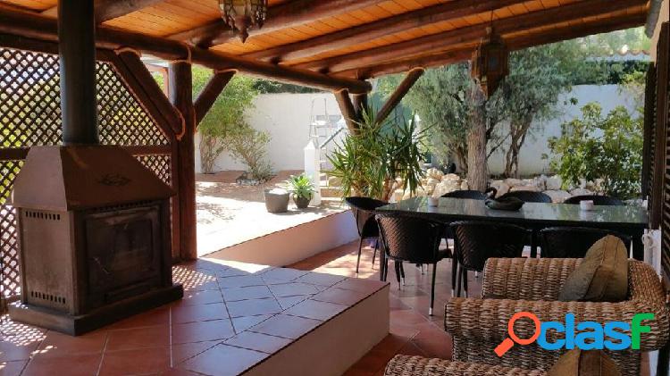 Venta chalet en El Albir Alfaz del PI 4 dormitorios piscina