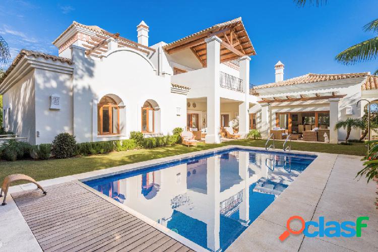 Villa de estilo andaluz en plena Milla de Oro, Marbella