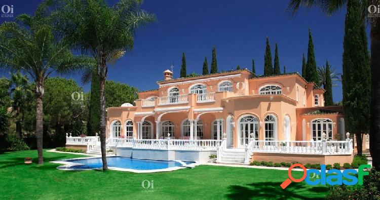 Villa en venta en Estepona, M\xc3\xa1laga