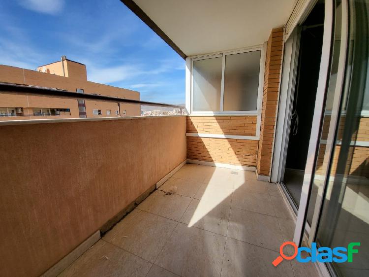 \xc2\xbfBuscas un piso con terraza en Cortijo Grande?