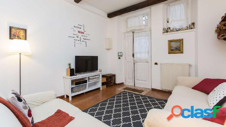 Apartamento de 1 dormitorio para profesionales en Trastevere