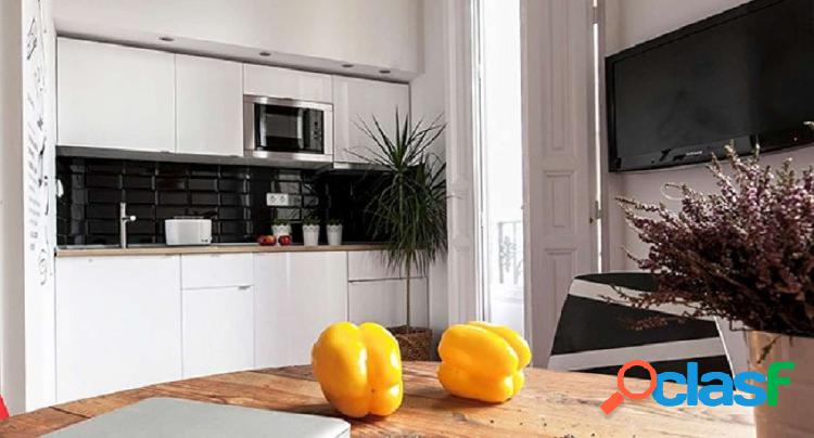 Apartamento de 2 dormitorios en alquiler en Madrid Centro