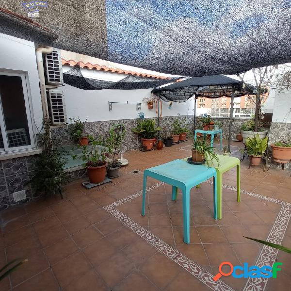 Bonita casa s\xc3\xbaper bien ubicada rodeada de todos los