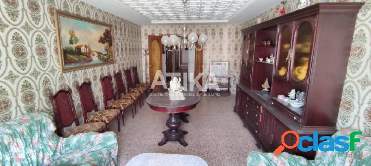 Casa con m\xc3\xbaltiples posibilidades