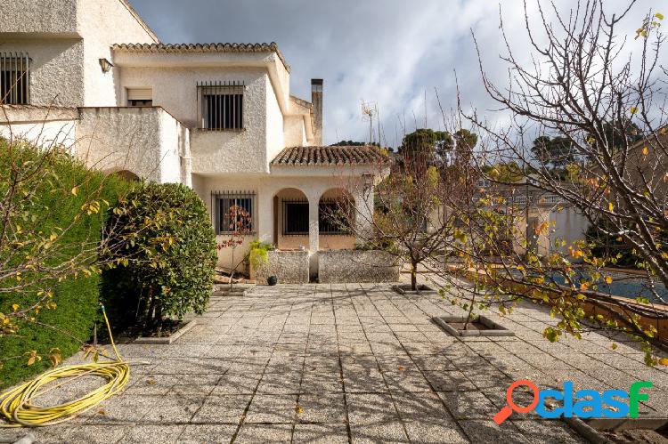 Chalet independiente en Alfacar