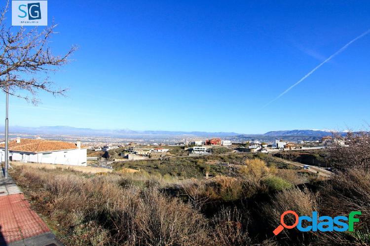 Espetacular parcela edificable en Altos de La Zubia