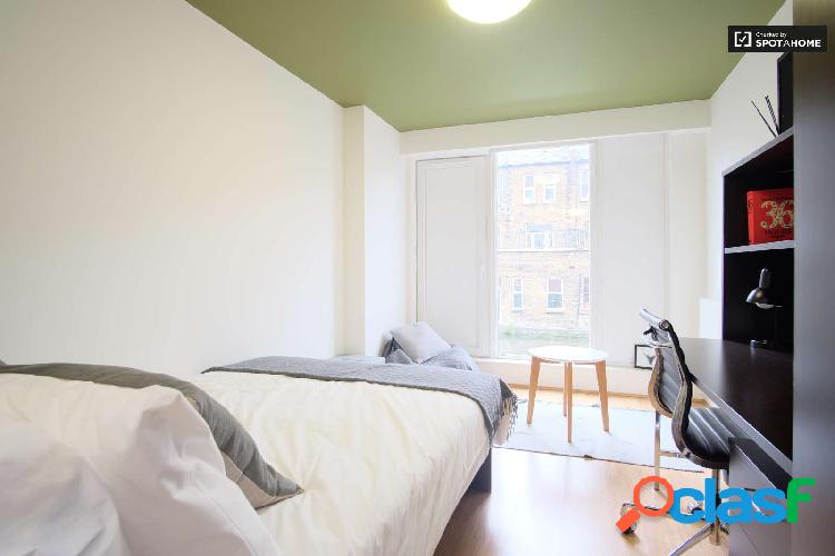 Estudio en residencia de estudiantes en Kensington