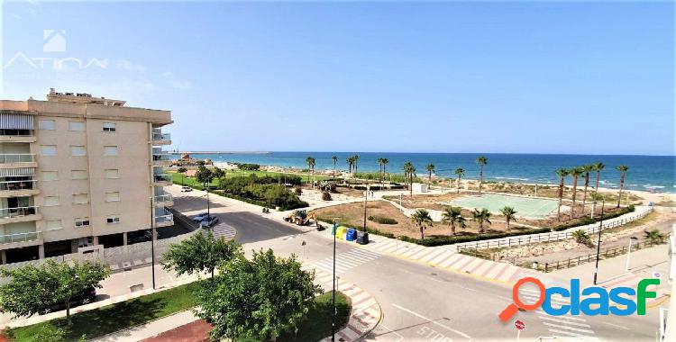 Fant\xc3\xa1stico apartamento con vistas al mar situado en