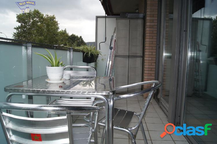 Fant\xc3\xa1stico piso 4 hab, 2 ba\xc3\xb1os y parking en