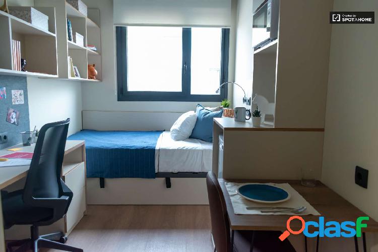 Habitaci\xc3\xb3n Individual en la residencia de estudiantes