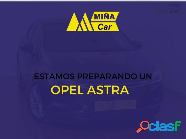 OPEL Astra gasolina en MÃ¡laga (MÃ¡laga)