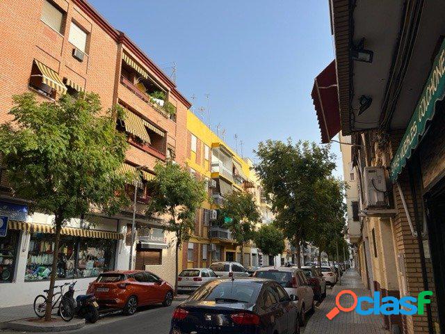 OPORTUNIDAD VIVIENDA 3 DORMITORIOS EN HUERTA LA REINA