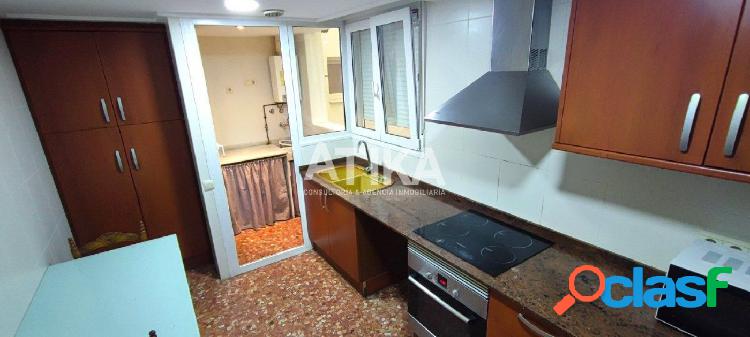 PISO EN VENTA, ZONA UNIVERSITARIA