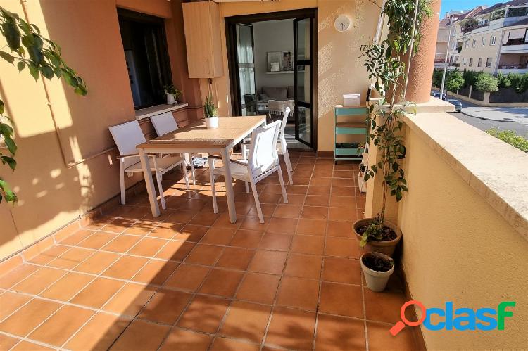 Piso de 2 dormitorios, antes 3, con terraza de 14 m2, plaza