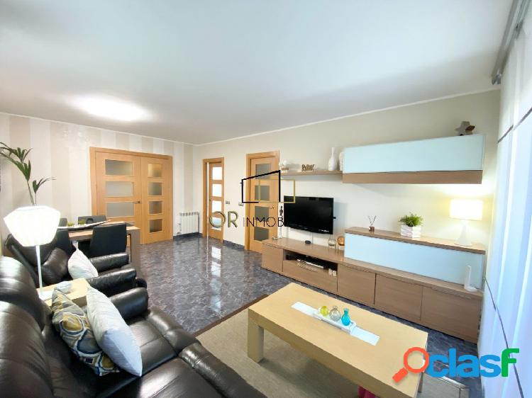 Piso luminoso, 4 hab, 2 ba\xc3\xb1os, parking, trastero