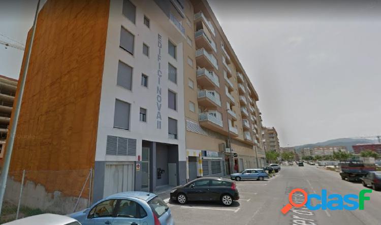Plaza de parking de 32 m2 en OLIVA, C/ Isaac Albeniz 44