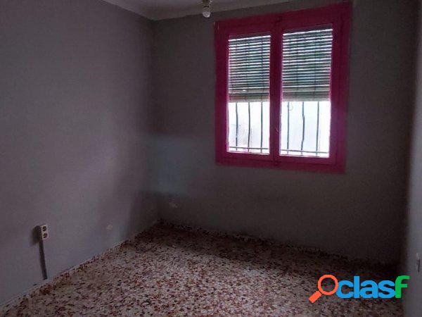 SE VENDE PISO EN CALLE CIUDAD DE GANDIA