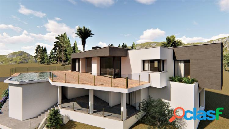 VILLA DE LUJO DE OBRA NUEVA EN CUMBRE DEL SOL