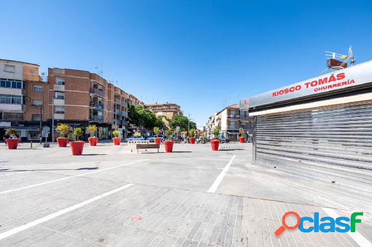 A LA VENTA ESTE FABULOSO PISO EN EL CENTRO DE ARMILLA.