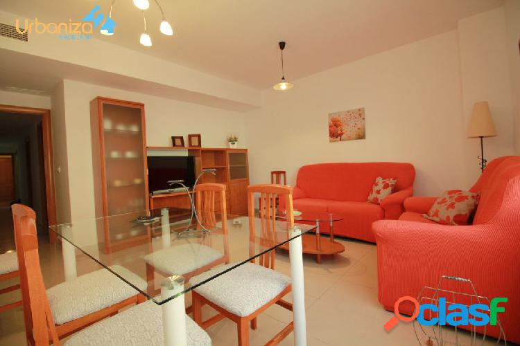 Apartamento amplio de 2 dormitorios y patio en Pardaleras