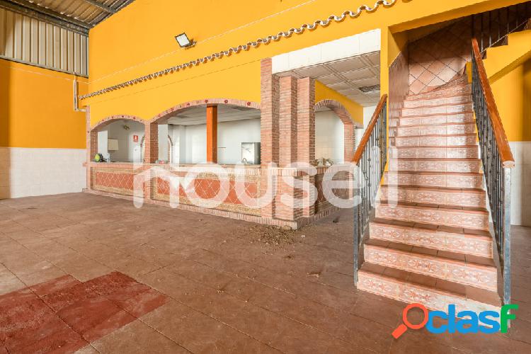 Casa en venta de 730 m² Calle Maralva 3, 1 piso, 11314 San