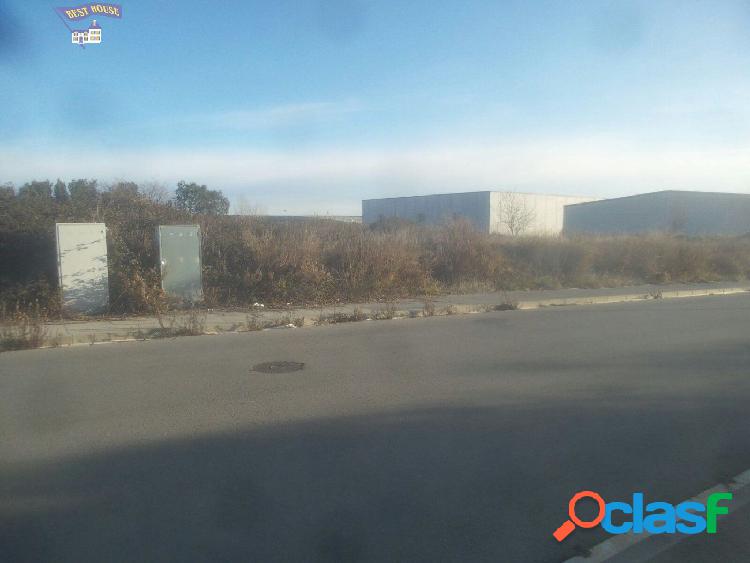 Parcelas industriales en Vilob\xc3\xad del Pened\xc3\xa9s