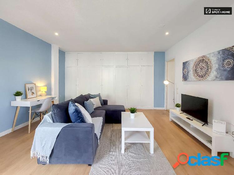 Piso de 3 habitaciones en alquiler en L\'Eixample