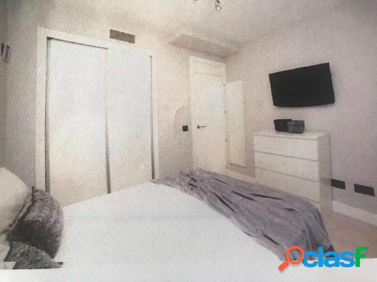 Piso en alquiler de 1 dormitorio en Cuatro Caminos