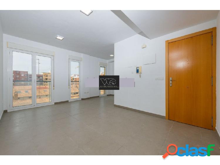 Piso en venta en Torrefiel Valencia