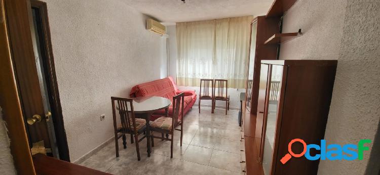 Piso junto a Jes\xc3\xbas Rescatado