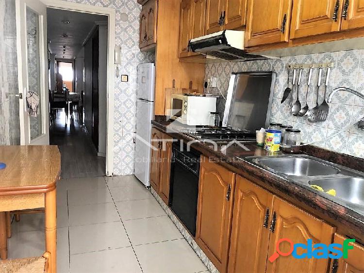 Piso situado en Gandia en zona centro hist\xc3\xb3rico,
