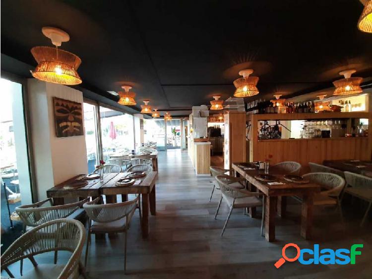Traspaso Bar Restaurante con gran terraza en Castelldefels