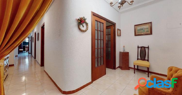 21INMOBILIARA VENDE MAGNIFICO PISO EN ARRANCAPINS