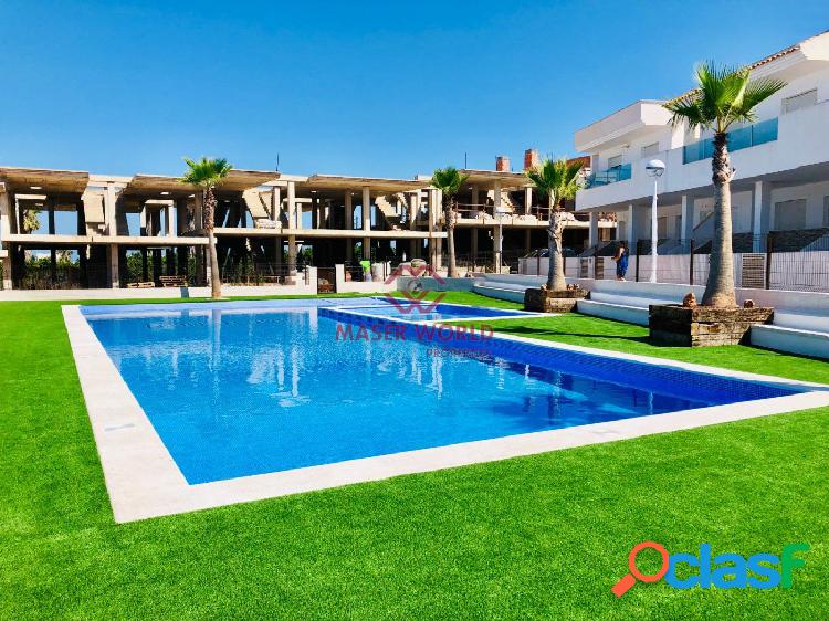 ADOSADO TIPO DUPLEX OBRA NUEVA EN LOS BALCONES!