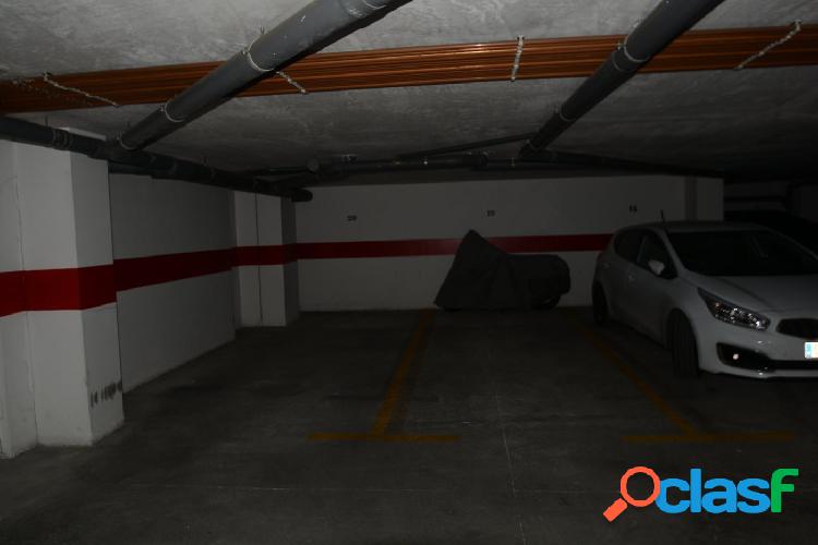 Alquiler de plaza de garaje en Orihuela, zona paralela a