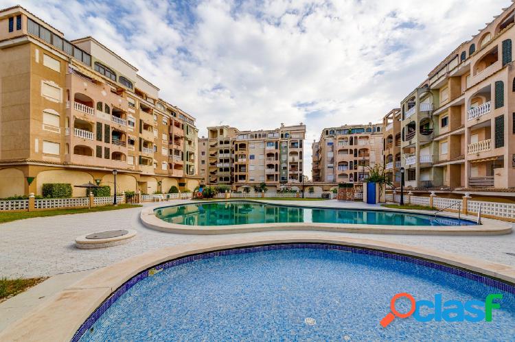 Apartamento con Garaje y Piscina