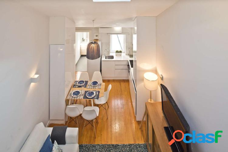 Apartamento de 2 dormitorios en alquiler en Bairro Alto